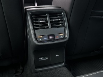 Skoda Octavia IV Kombi 2.0 TDI SCR 200KM 2022 Skoda Octavia 2.0TDI 200KM 4X4 RS DSG l DCC, Chall, zdjęcie 32