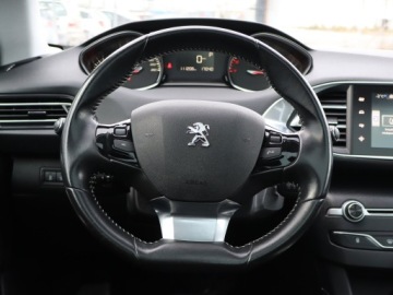 Peugeot 308 II SW 1.2 PureTech 130KM 2015 Peugeot 308 1.2 PureTech, Automat, Navi, Klima, zdjęcie 14
