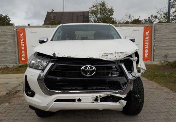 Toyota Hilux VIII Pojedyncza kabina Facelifting 2.4 D-4D 150KM 2024 Toyota Hilux Okazja 2.4 Diesel 150KM, zdjęcie 1