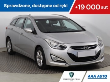 Hyundai i40 Kombi 1.7 CRDi HIGH 136KM 2015 Hyundai i40 1.7 CRDi, Automat, Navi, Klima
