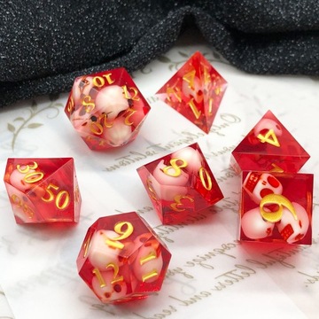 KRWAWA KĄPIEL ZESTAW 7 EPOKSYDOWYCH KOŚCI KOSTEK RPG