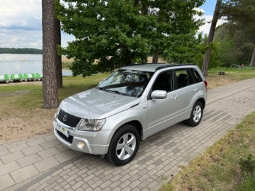 Suzuki Grand Vitara II SUV 5d Facelifting 1.9 DDiS 129KM 2012 Suzuki Grand Vitara 4X4 ALBO SUZUKI ALBO NIC SUPER SUWIK NA KAŻDY TEREN, zdjęcie 1