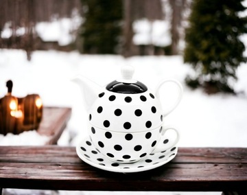 Кувшин с чашкой Черные точки