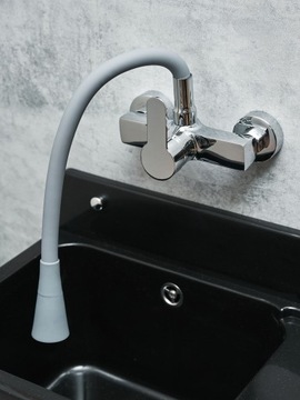 FLEX PLUS Настенный кухонный смеситель Серый кухонный смеситель с гибким изливом