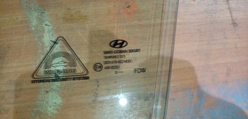 SKLO (OKNO) LEVÝ PŘEDNÍ HYUNDAI I30 I KOMBI