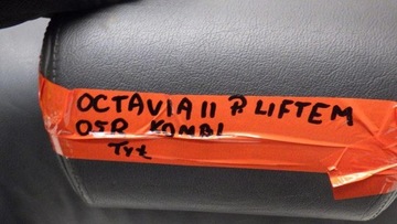 POHOVKA SEDADLA SEDAČKA ZADNÍ POLOKOŽENÝ SKODA OCTAVIA II KOMBI 1Z9