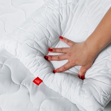 Подушка SOFTI 70х80 Пушистая, удобная молния, СТЕГАНАЯ, ПЛОТНАЯ