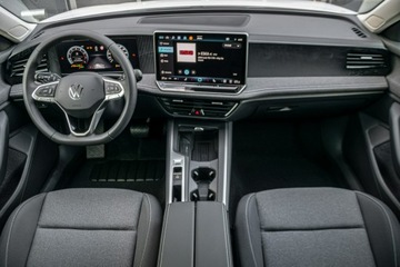 Volkswagen Passat B8 Variant Facelifting 1.5 TSI EVO 150KM 2025 Volkswagen Passat 1.5 TSI mHEV 150 KM DSG, zdjęcie 15