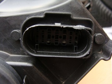 ПЕРЕДНИЕ ФОНАРИ ОРИГИНАЛ VW GOLF 8 LED EUROPA NEW L+R