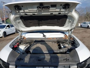 Land Rover Defender IV (L663) 2023 Land Rover Defender 2023r., 4x4, 2.0L 2.0 Benzyna 296KM, zdjęcie 11