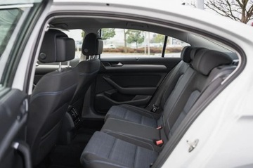 Volkswagen Passat B8 GTE Facelifting 1.4 TSI Plug-In-Hybrid 218KM 2021 VW Passat 1.4 GTE, Salon Polska, 1. Właściciel, zdjęcie 24