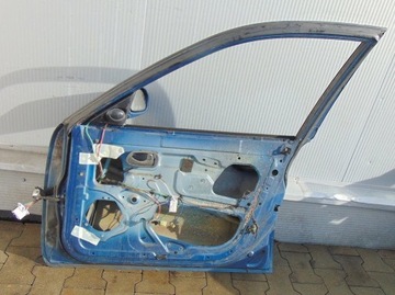 DAEWOO NUBIRA I 1998R DVEŘE PRAVÝ PŘEDNÍ KOMBI
