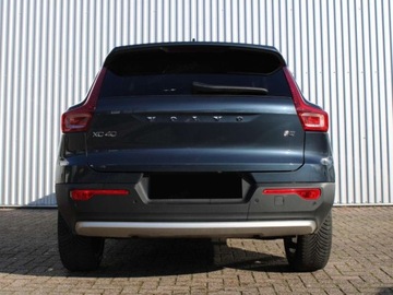 Volvo XC40 Crossover Facelifting 2.0 B3 163KM 2026 VOLVO XC40 B3 Core Suv 2.0 (163KM) 2026, zdjęcie 1