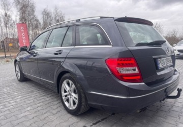 Mercedes Klasa C W204 Kombi T204 2.2 200 CDI BlueEFFICIENCY 136KM 2014 Mercedes-Benz Klasa C bezwypadekz Niemiec jedzie i wyglada jak nowe 2.1, zdjęcie 12
