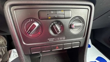 Volkswagen Beetle Hatchback 3d 1.6 TDI 105KM 2012 Volkswagen Beetle RATY 1.6 TDI Klima tylko 170tys km Zadbany Po serwisie, zdjęcie 33