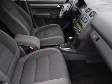 Volkswagen Touran II 1.6 TDI 105KM 2011 VW Touran 1.6 TDI, DSG, Klima, Klimatronic, zdjęcie 8