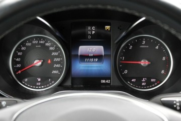 Mercedes Klasa V W447 Długi Facelifting 2.0 250d 190KM 2022 Mercedes V 250 Klasa V 4Matic AMG Exclusive Long, zdjęcie 18