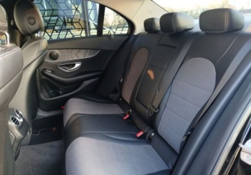 Mercedes Klasa C W205 Limuzyna 180 156KM 2018 Mercedes-Benz Klasa C C 180 9G-TRONIC Salon PL Vat Marza Apple Car Pla, zdjęcie 5