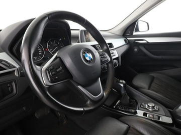 BMW X1 F48 Crossover xDrive25d 231KM 2015 BMW X1 25d Automat xDrive xLine Panorama Nawigacja, zdjęcie 13