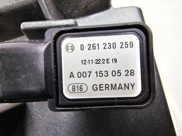 MERCEDES-BENZ SL AMG R231 2013 POUZDRO FILTRU VZDUCHU