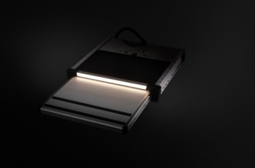 THULE SLIDE-OUT STEP 700, 12 В, ВХОДНОЙ СТУПЕНЬ