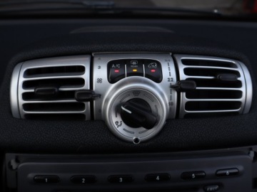 Smart Fortwo II Cabrio Facelifting 1.0 mhd 71KM 2013 Smart Fortwo 1.0, Automat, Klima, zdjęcie 15