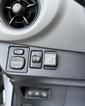 Toyota Yaris III Hatchback 5d Facelifting 2017 1.0 VVT-i 72KM 2020 Toyota Yaris z Instalacja Gazowa, salon Polska, FV-VAT 23 Benzyna 72KM, zdjęcie 7