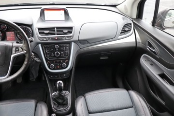 Opel Mokka I SUV 1.7 CDTI ECOTEC 130KM 2014 Opel Mokka 1.7 CDTI, Skóra, Xenon, Bi-Xenon, zdjęcie 7