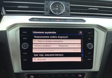 Volkswagen Passat B8 Limousine 1.8 TSI BlueMotion Technology 180KM 2017 Volkswagen Passat 1.8 TSI 180 KM DSG FVMarza aktywny tempomat LED Top 1.8, zdjęcie 10