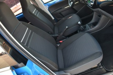 Volkswagen up! Hatchback 5d 1.0 MPI 60KM 2015 Volkswagen Up! 1.0 MPI 60KM 2015r. Klima 73km, zdjęcie 24