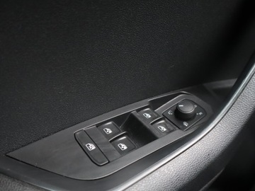 Skoda Karoq Crossover Facelifting 1.5 TSI ACT 150KM 2022 Skoda Karoq 1.5 TSI, Salon Polska, Serwis ASO, zdjęcie 16