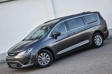 Chrysler Pacifica II 3.6 V6 291KM 2017 Chrysler Pacifica CHRYSLER PACIFICA 3.6 291KM 8-OSOB LED DVD Martwe-Pole K, zdjęcie 3