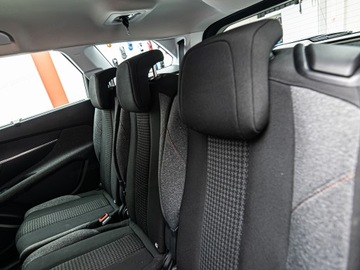 Peugeot 5008 II Crossover 1.6 THP 165KM 2017 PEUGEOT 5008 1.6 THP Suv 165KM 2017, zdjęcie 25