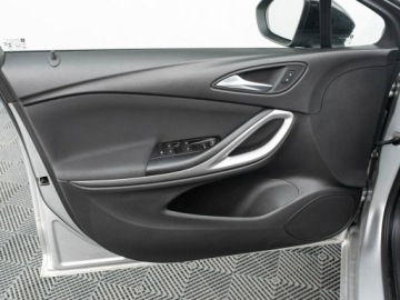 Opel Astra K Sportstourer Facelifting 1.2 Turbo 130KM 2022 Opel Astra GD8A832#1.2 T Edition 2 stref klima, zdjęcie 9