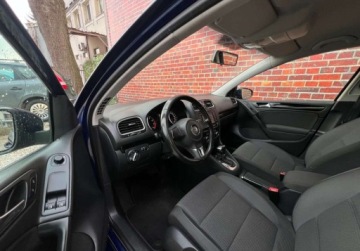 Volkswagen Golf VI Hatchback 5d 1.4 TSI 122KM 2009 Volkswagen Golf AUTOMAT DSG Hak Niski przebieg Warszawa 1.4 Benzyna 122KM, zdjęcie 6