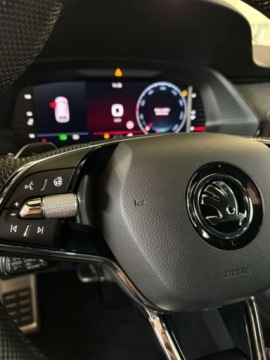 Skoda Octavia IV RS Kombi 2.0 TSI 245KM 2022 Skoda Octavia RS 2.0 TSI 245KM DSG Navi Head Up FV23 2.0 Benzyna, zdjęcie 11