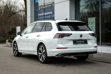 Volkswagen Golf VIII Variant 1.5 TSI 150KM 2024 Volkswagen Golf Variant Style 1.5 TSI 150 KM DEMO, zdjęcie 6