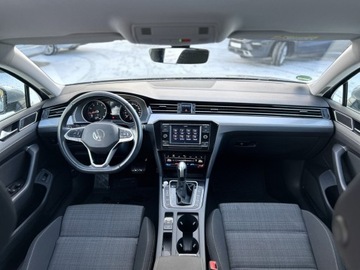 Volkswagen Passat B8 Variant Facelifting 1.5 TSI EVO 150KM 2022 Volkswagen Passat Podgrzewane Fotele | APP | Czujn, zdjęcie 14