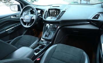 Ford Kuga II SUV Facelifting 2.0 TDCi 150KM 2017 Ford Kuga 2,0 TDCI 150 KM AWD ST-LINE BI-Xenon Nawigacja 2.0 Diesel 150KM, zdjęcie 21