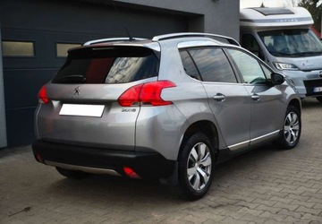 Peugeot 2008 I SUV 1.2 VTi 82KM 2014 Peugeot 2008 Peugeot 2008 1.2 VTi Allure 1.2 Benzyna 82KM, zdjęcie 2