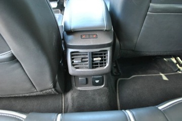 Ford Mondeo V Kombi Facelifting 2.0 EcoBlue 190KM 2020 Ford Mondeo Vignale Kombi 2,0Ecoblue 190KM A8 ASO, zdjęcie 13