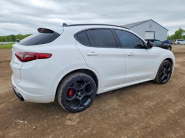 Alfa Romeo Stelvio SUV Facelifting 2.0 Turbo 280KM 2022 Alfa Romeo Stelvio Ti 2022 2.0 Benzyna 280KM, zdjęcie 3