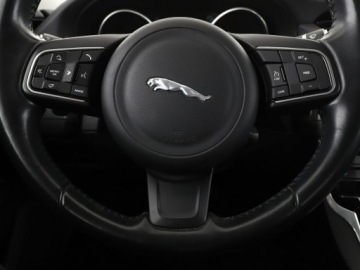 Jaguar XF II Sedan 2.0 i4D 163KM 2017 Jaguar XF FV23 20d Automat Prestige Navi Tempomat, zdjęcie 20