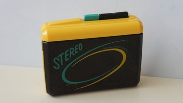 Przenośny odtwarzacz kaset REALISTIC STEREO jak walkman
