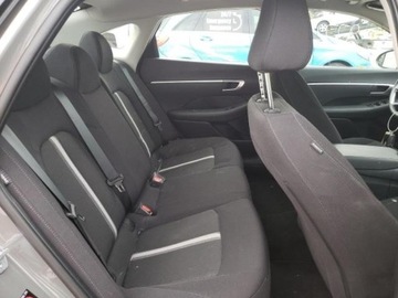 Hyundai Sonata V 2022 Hyundai Sonata HYUNDAI SONATA SE, 2022r., 2.5L, po gradobiciu 2.5 Benzyna, zdjęcie 6