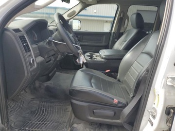  RAM 1500 Classic Tradesman 2022 5.7l 5.7 Benzyna 395KM, zdjęcie 7