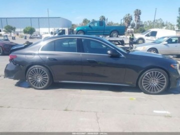 Mercedes Klasa E W214 2025 Mercedes-Benz Klasa E 350, 2025r., 2.0L 2.0 Benzyna 255KM, zdjęcie 4