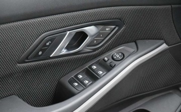BMW Seria 3 G20-G21 Limuzyna 2.0 318i 156KM 2022 BMW Seria 3 BMW 318i Advantage 156km Salon PL Fv23 2.0 Benzyna 156KM, zdjęcie 21