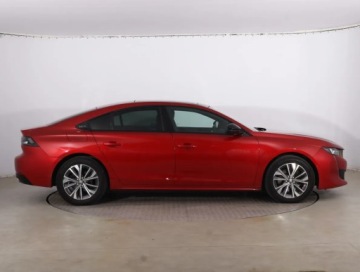 Peugeot 508 II Sedan 1.6 Puretech 225KM 2018 Peugeot 508 1.6 PureTech, Automat, Skóra, Navi, zdjęcie 5