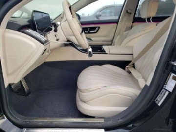 Mercedes Klasa S W223/V223 2022 Mercedes-Benz Klasa S 2022, 4.0L, 4x4, porysowany lakier 4.0 Benzyna 496KM, zdjęcie 7